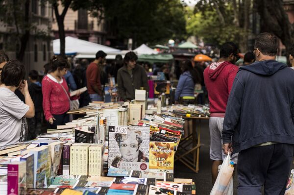 Libros en Feria Tristán Narvaja Libros en Feria Tristán Narvaja - Sputnik Mundo