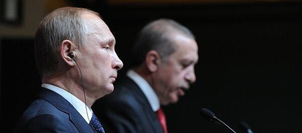 Presidente de Rusia, Vladímir Putin, y presidente de Turquía, Recep Tayyip Erdogan (archivo) Presidente de Rusia, Vladímir Putin, y presidente de Turquía, Recep Tayyip Erdogan (archivo) - Sputnik Mundo