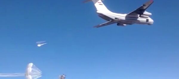 Avión Il-76 lanza ayuda humanitaria en Siria (archivo) - Sputnik Mundo