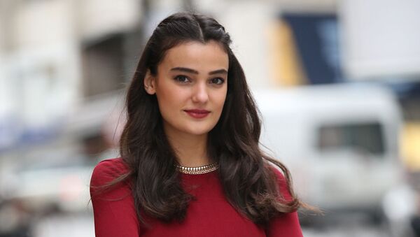 Merve Buyuksarac - Sputnik Mundo