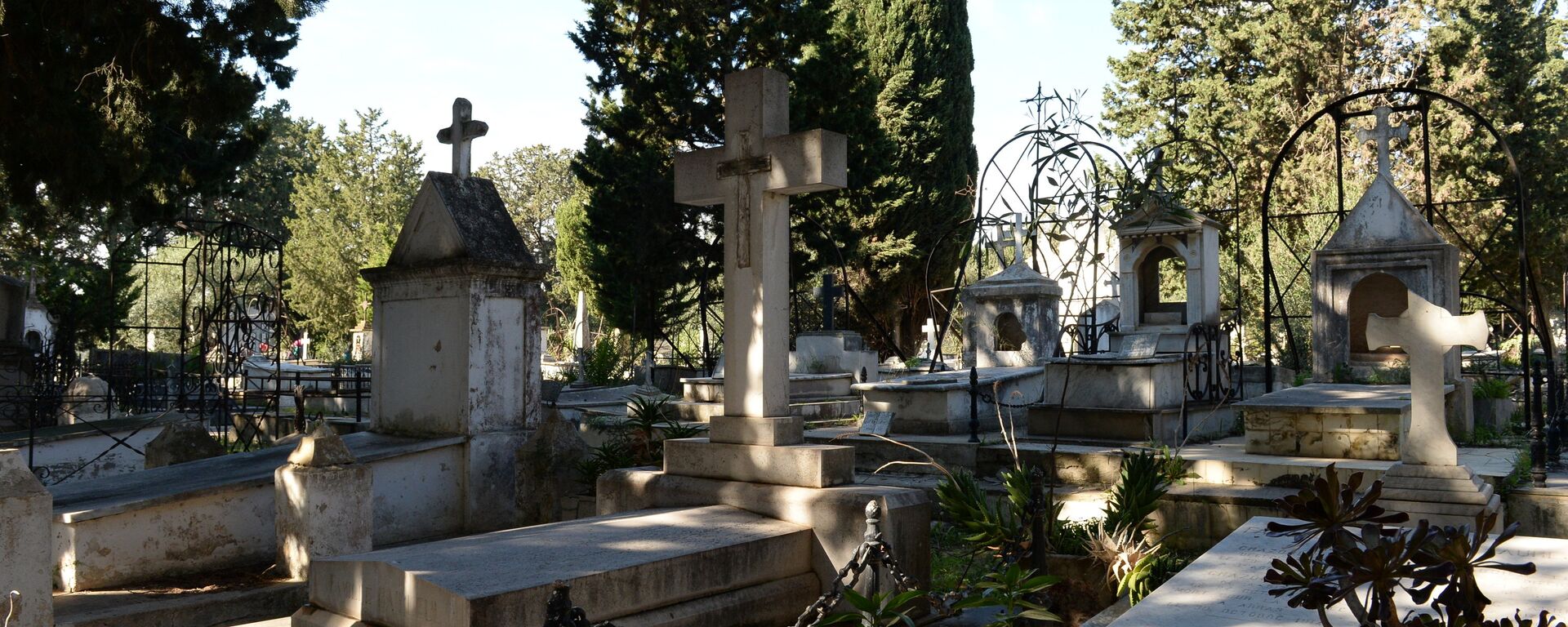 Cementerio Cementerio - Sputnik Mundo, 1920, 15.04.2021