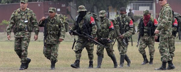 Combatientes del ELN (archivo) - Sputnik Mundo