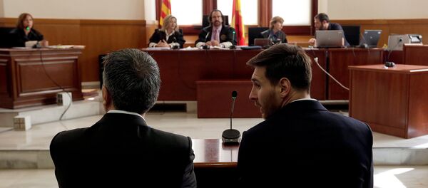 ¿Por qué acusan a Messi de fraude fiscal en España? - Sputnik Mundo