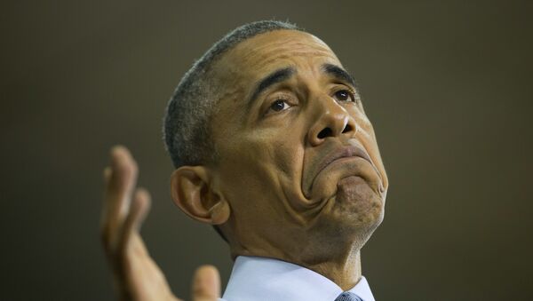 President Barack Obama gestures while speaking at Concord Community High School in Elkhart, Ind. Wednesday, June 1, 2016. - Sputnik Mundo