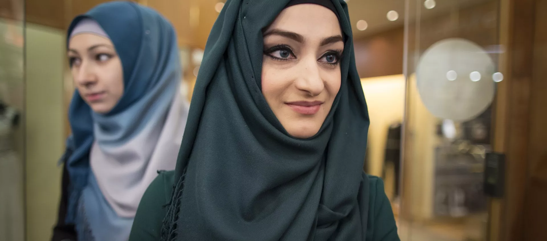 Mujeres en hiyab - Sputnik Mundo, 1920, 17.05.2019