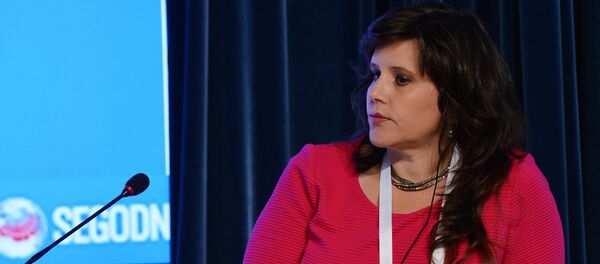 Eva Golinger, la abogada y periodista estadounidense - Sputnik Mundo