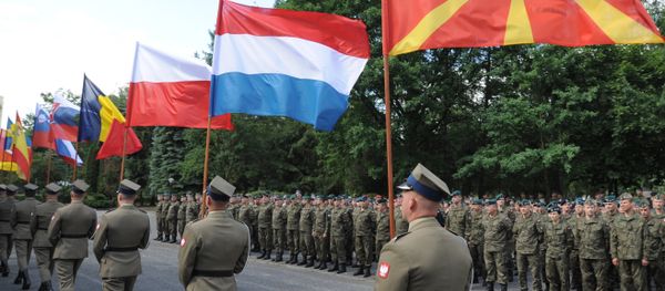 Maniobras de la OTAN Maniobras de la OTAN - Sputnik Mundo