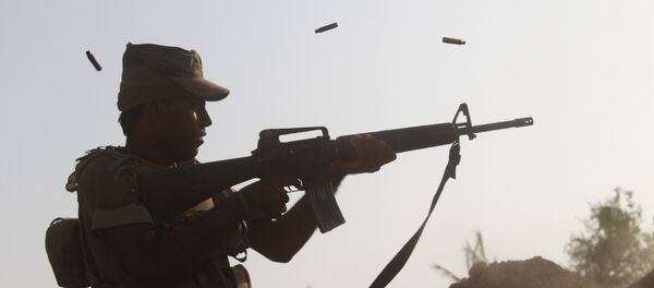 Militar iraquí durante la ofensiva para liberar la ciudad de Faluya - Sputnik Mundo