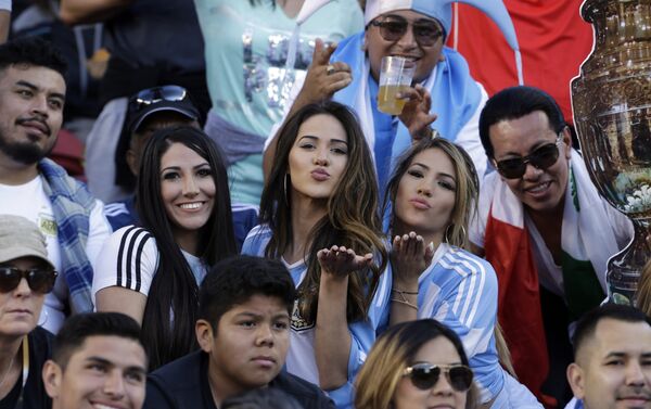 Aficionadas argentinas - Sputnik Mundo