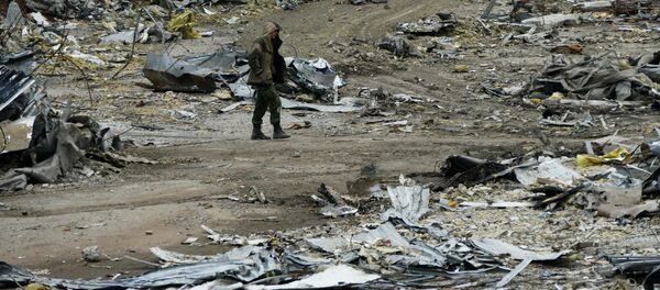 El aeropuerto de Donetsk - Sputnik Mundo