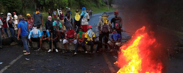 Protesta de indígenas en Colombia (archivo) Protesta de indígenas en Colombia (archivo) - Sputnik Mundo