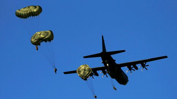 Hercules C-130 - Sputnik Mundo