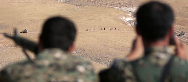 Las Fuerzas Democráticas Sirias en los alrededores de Manbij - Sputnik Mundo