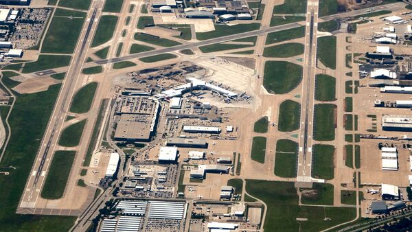 Aeropuerto Dallas Love - Sputnik Mundo