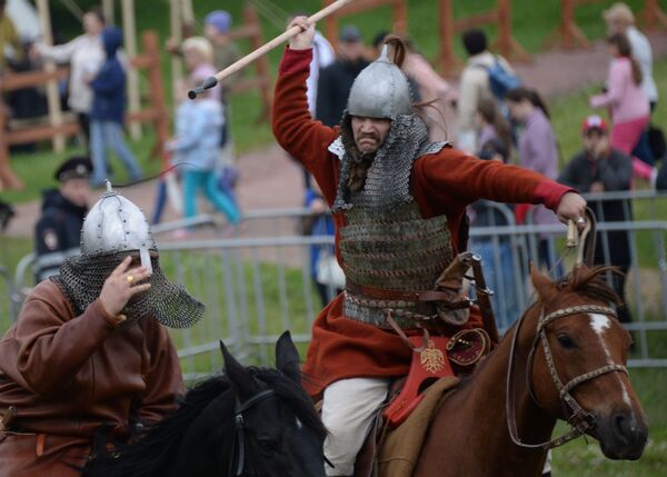 Las luchas medievales de la Rusia antigua en el siglo XXI - Sputnik Mundo
