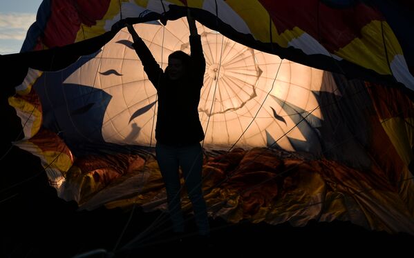 Competición de pilotos de globos aerostáticos - Sputnik Mundo