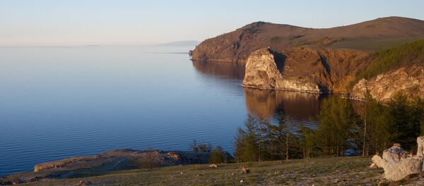La majestuosa y poco conocida belleza del lago Baikal - Sputnik Mundo