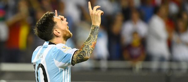 Messi celebra un gol. Copa America Centenario, 10 de junio de 2016. - Sputnik Mundo