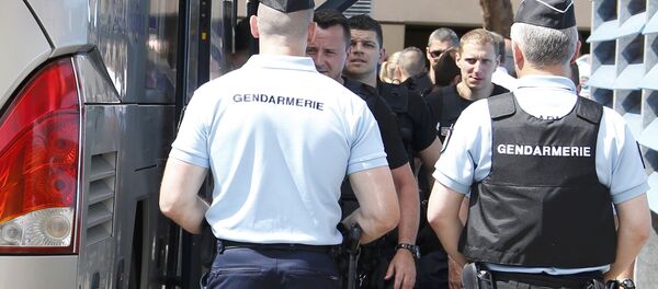 Detención del autobús con hinchas rusos en Marsella - Sputnik Mundo