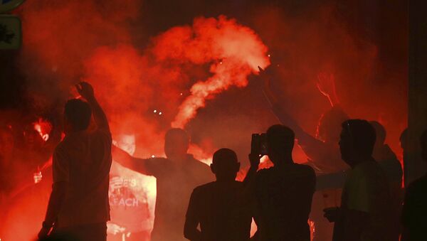 Hinchas ingleses en Lille, Francia - Sputnik Mundo