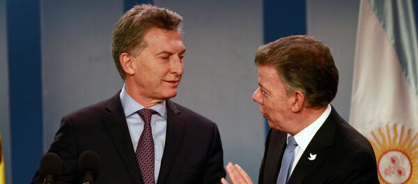 Mauricio Macri, presidente de Argentina, y Juan Manuel Santos, presidente de Colombia - Sputnik Mundo