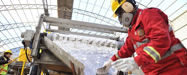 Extracción de litio en Bolivia (archivo) - Sputnik Mundo