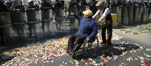 Protesta de discapacitados en La Paz, Bolivia Protesta de discapacitados en La Paz, Bolivia - Sputnik Mundo