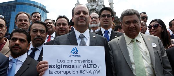 Gustavo de Hoyos (centro), presidente nacional del la Coparmex (archivo) - Sputnik Mundo