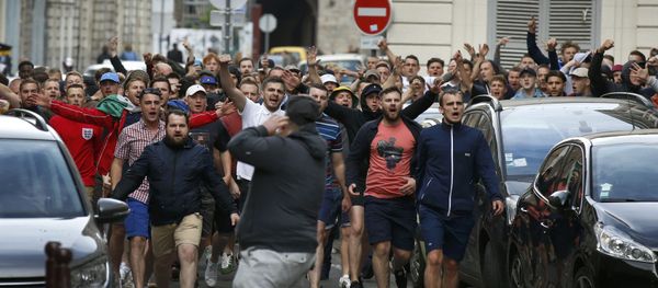 Hinchas británicos en Lille Hinchas británicos en Lille - Sputnik Mundo
