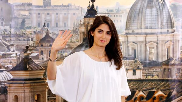 Virginia Raggi, elegida alcaldesa de Roma - Sputnik Mundo