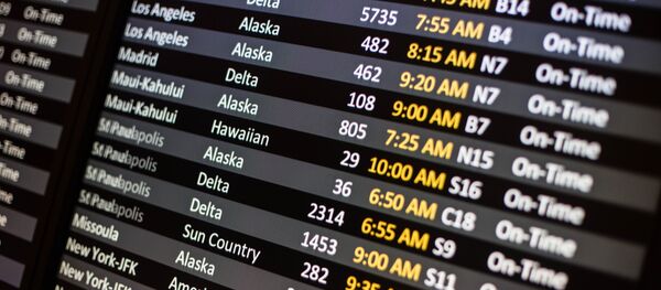 Un panel de informacion de un aeropuerto Un panel de informacion de un aeropuerto - Sputnik Mundo