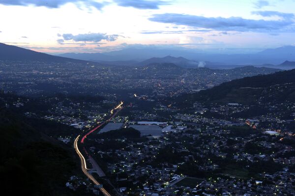 San Salvador, la capital de El Salvador - Sputnik Mundo