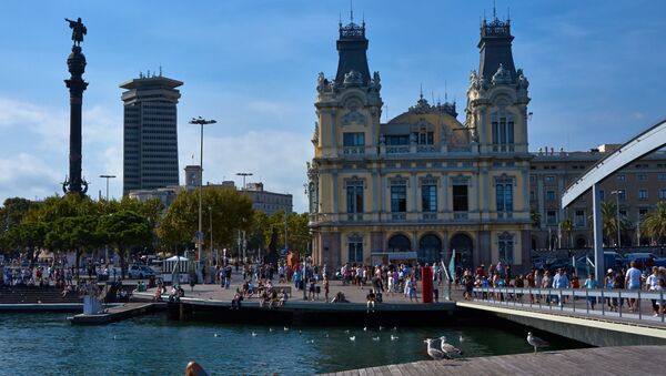 Turistas en Barcelona, España - Sputnik Mundo