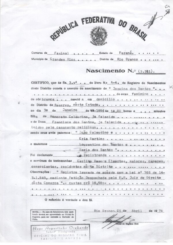 El certificado de nacimiento de Jesuína dos Santos, en el que figura la fecha en la que vino al mundo: el 30 de enero de 1896. - Sputnik Mundo