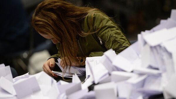 Recuento de los votos en Reino Unido - Sputnik Mundo