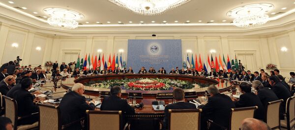 Визит президента РФ В. Путина в Узбекистан - Sputnik Mundo