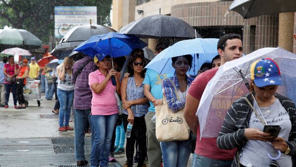 Validación de firmas en Venezuela - Sputnik Mundo