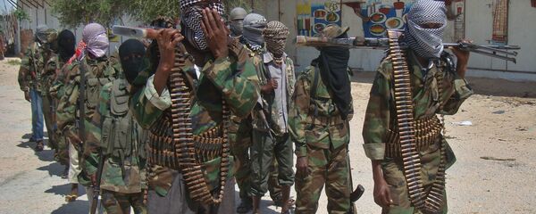 Combatientes de Al Shabab en Mogadiscio, Somalia (archivo) - Sputnik Mundo