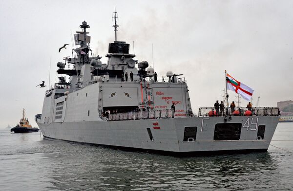 Buques de la Armada India llegan al puerto ruso de Vladivostok - Sputnik Mundo