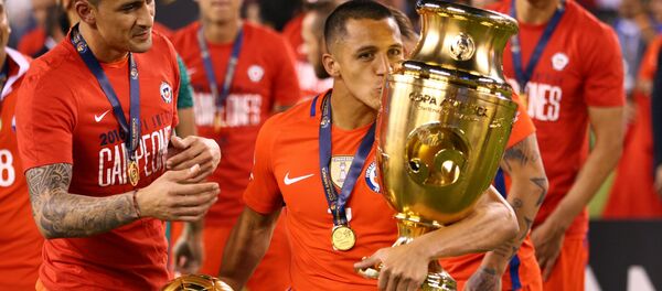 Alexis Sánchez, 'Balón de Oro' de la Copa América - Sputnik Mundo