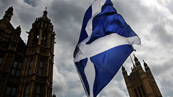 La bandera de Escocia - Sputnik Mundo