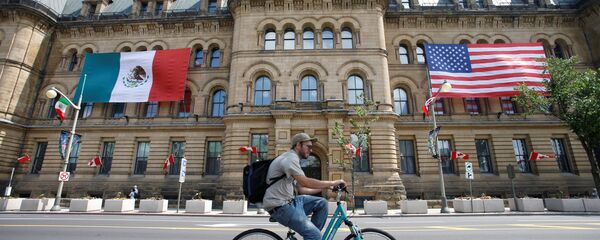 Banderas de México y EEUU - Sputnik Mundo