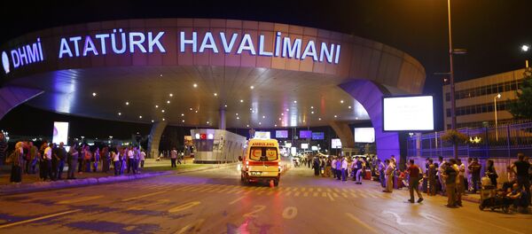 Aeropuerto Ataturk en Estambul tras el atentado Aeropuerto Ataturk en Estambul tras el atentado - Sputnik Mundo