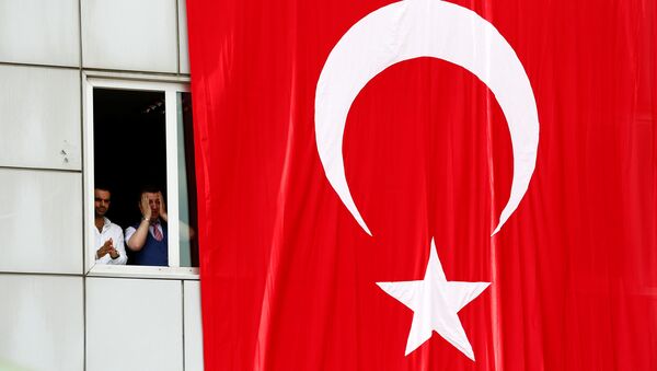 La bandera de Turquía - Sputnik Mundo