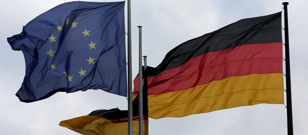 Banderas de la Unión Europea y Alemania - Sputnik Mundo