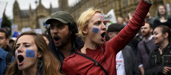 Manifestaciones tras el referéndum Brexit - Sputnik Mundo