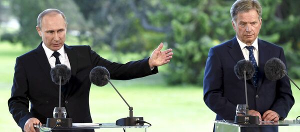 Presidente de Rusia, Vladímir Putin, y presidente de Finlandia, Sauli Niinisto - Sputnik Mundo