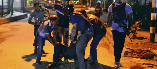 Policías en Daca - Sputnik Mundo