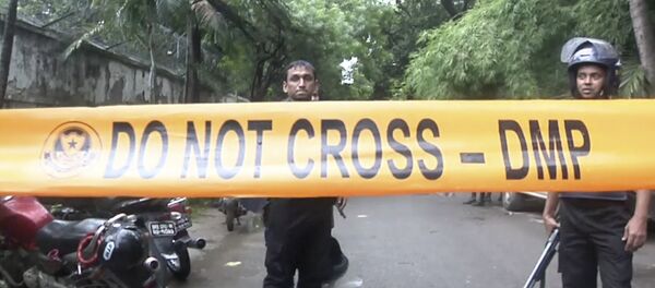 Los policias bangladesís en Daca, 2 de julio de 2016 - Sputnik Mundo