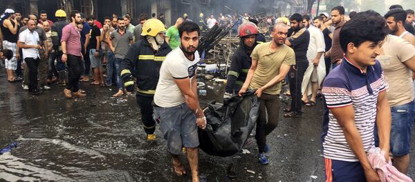 Doble atentado en Bagdad, 3 de julio de 2016 Doble atentado en Bagdad, 3 de julio de 2016 - Sputnik Mundo